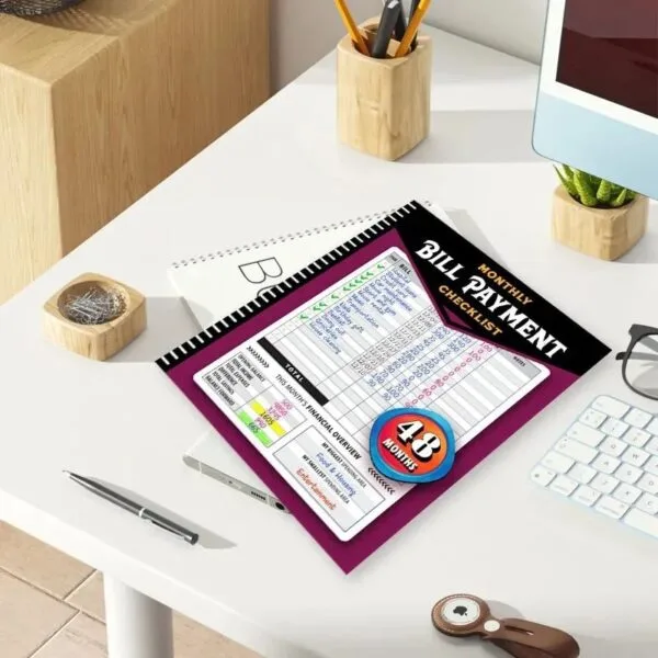 Monthly Bill Payment Checklist: Bill Tracker Notebook, The 4-Year Guide for Families & Money Managers - Image 3